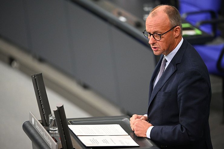 Fordert eine «European Stock Exchange»: Kanzler Friedrich Merz - © Niklas Graeber/dpa