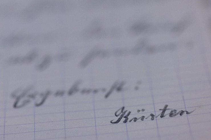 Ein von Peter Kürten unterschriebener Brief. - © Rolf Vennenbernd/dpa