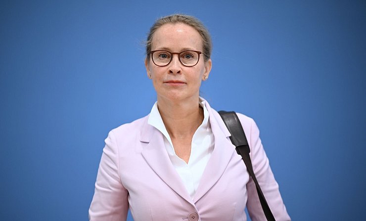 Ob Frauke Brosius-Gersdorf nach Karlsruhe berufen wird, ist zunächst offen. (Archivbild) - © Britta Pedersen/dpa