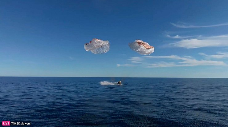 Zwei auf der ISS gestrandete Astronauten sind zurück auf der Erde. - © Uncredited/SpaceX/AP/dpa