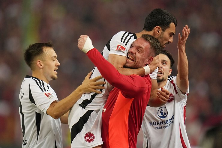 Sorgte mit einer starken Einzelaktion für das 2:0: Nürnbergs Mahir Emreli (oben). - © Thomas Frey/dpa