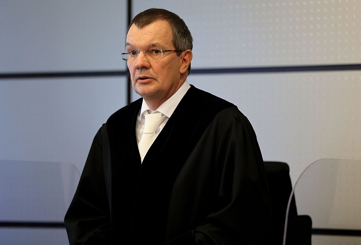Streit um Beweismaterial im Prozess um Vierfachmord. - © Oliver Berg/dpa