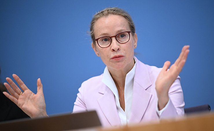 Die Wahl der Potsdamer Rechtswissenschaftlerin Frauke Brosius-Gersdorf scheiterte Mitte Juli am Widerstand der Union. (Archivbild) - © Britta Pedersen/dpa