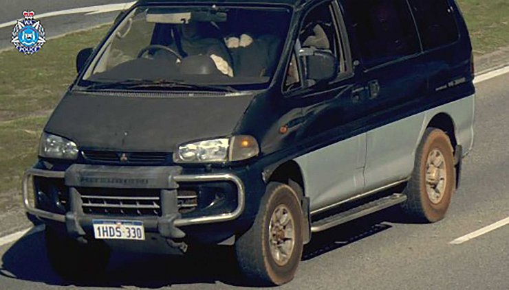 Die Deutsche soll in diesem Van unterwegs gewesen sein. - © Supplied/WESTERN AUSTRALIA POLICE/AAP/dpa