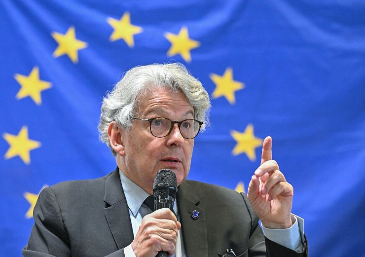 Als Grund für seinen Rücktritt führte Breton in einem auf der Plattform X veröffentlichten Brief Differenzen mit EU-Kommissionspräsidentin Ursula von der Leyen an. - © Patrick Pleul/dpa