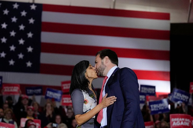 Vance ist mit einer Juristin verheiratet. (Archivbild) - © Steve Senne/AP/dpa