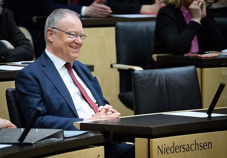 Bundesrat verabschiedet Niedersachsens Ministerpräsidenten Weil. - © Bernd von Jutrczenka/dpa