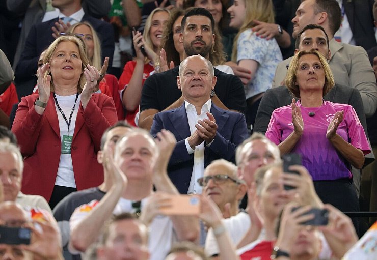 Auch Bundeskanzler Olaf Scholz (SPD) kommt zum EM-Finale ins Stadion. - &copy; Christian Charisius/dpa