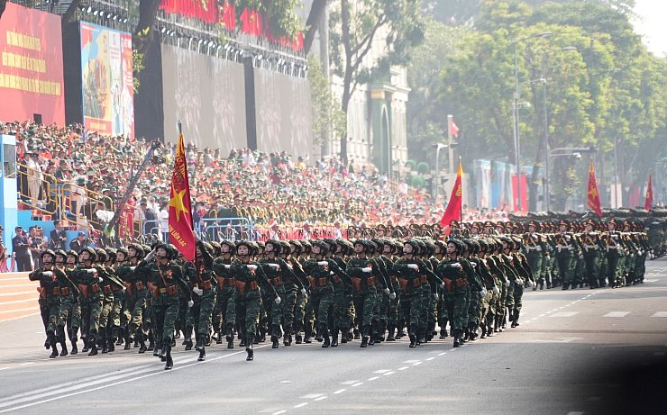 Seit Wochen hatten sich die Behörden auf den großen Tag vorbereitet. - © Hau Dinh/AP/dpa