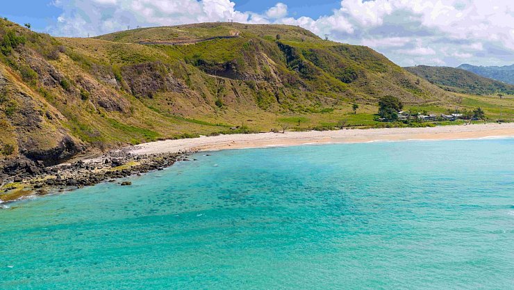 Lombok gilt bei vielen noch als Geheimtipp. - © Marina Bay City/Lombok/dpa