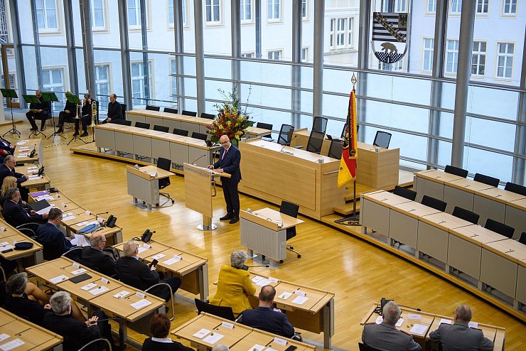 Fritz Felgentreu: Schwarz-Rot-Gold steht für die wehrhafte Demokratie. - © Klaus-Dietmar Gabbert/dpa