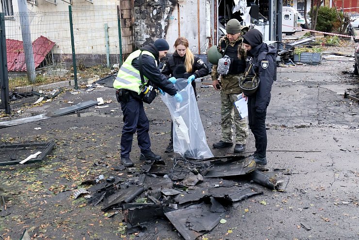 Zu den größten Bedrohungen zählen die Menschen in der Europäischen Union auch einen militärischen Angriff durch einen anderen Staat. (Archivfoto) - © --/Ukrinform/dpa