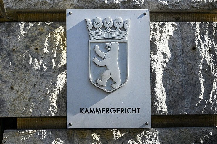 Vor dem Berliner Kammergericht beginnt der Prozess gegen einen mutmaßlichen IS-Anhänger. (Symbolbild) - © Jens Kalaene/dpa