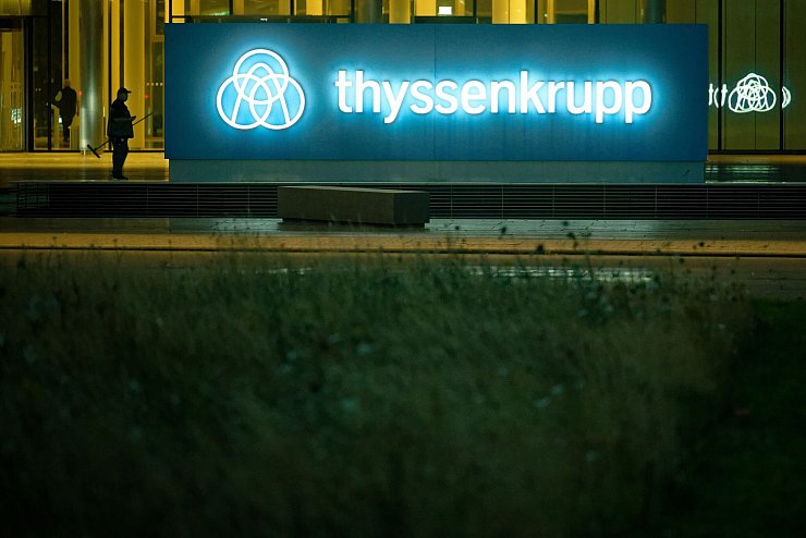 Thyssenkrupp plant in den kommenden Jahren einen grundlegenden Konzernumbau, bei dem auch die anderen vier Sparten eigenständig und für eine Beteiligung Dritter geöffnet werden sollen. - © Henning Kaiser/dpa