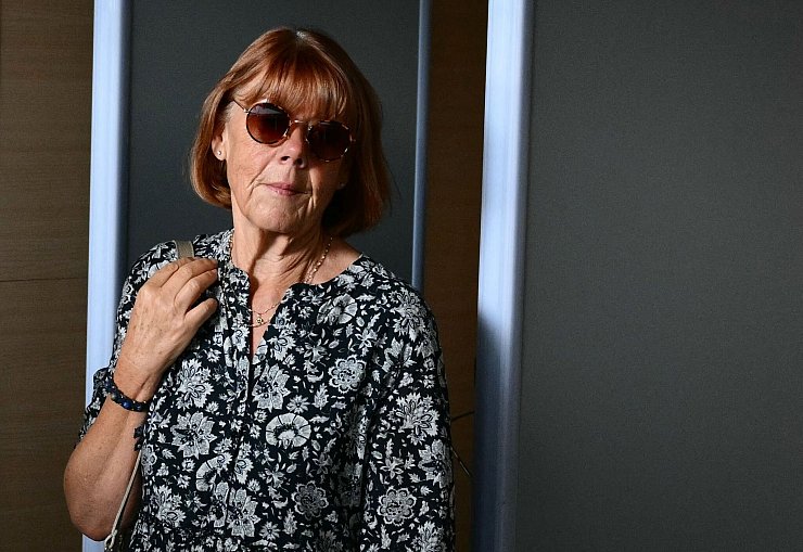 Das Opfer in dem aufsehenerregenden Missbrauchsprozess in Avignon will, dass die Verhandlung öffentlich stattfindet. - © Christophe Simon/AFP/dpa
