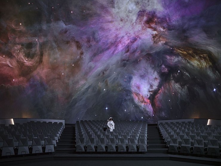 Nach Angaben einer Sprecherin ist das Planetarium in Prag nach dem Umbau eines der ersten volldigitalen LED-Planetarien der Welt. - © Fotostudio Boysplaynice/Planetarium Prag/dpa