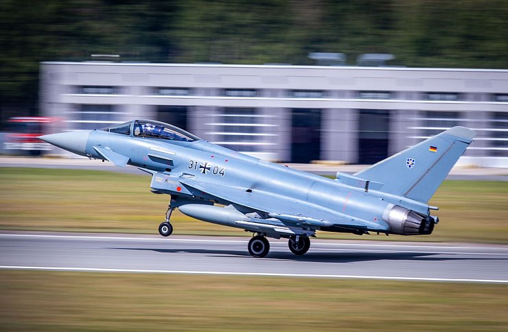 Die Beschaffung wird aus dem Sondervermögen für die Bundeswehr bezahlt. (Archivbild) - © Jens Büttner/dpa-Zentralbild/dpa