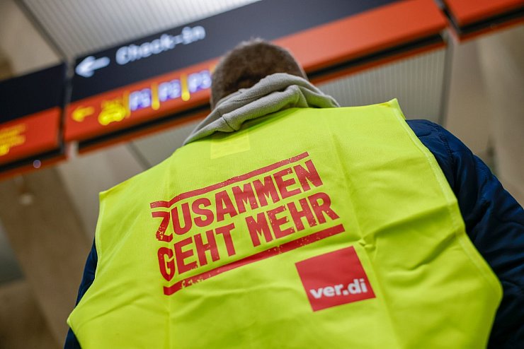Seit Januar gab es im öffentlichen Dienst immer wieder Warnstreiks. (Archivbild) - © Thomas Banneyer/dpa