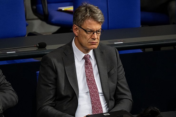 Der Bundesverkehrsminister muss den Ländern einiges erklären. - © Fabian Sommer/dpa