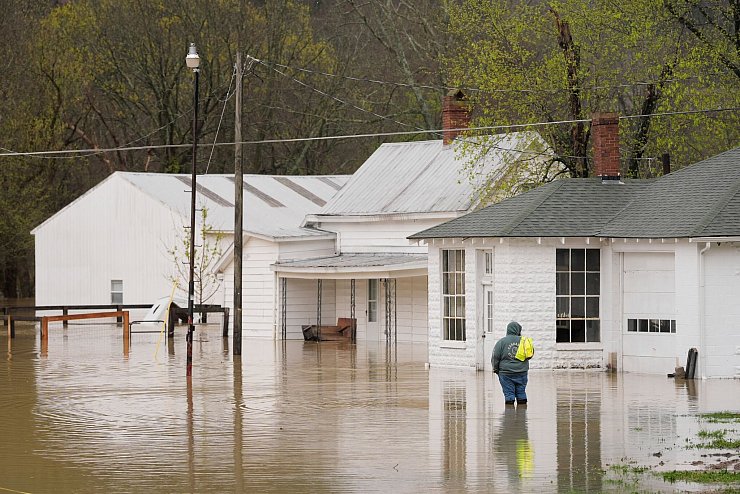 In Kentucky wurde der Notstand ausgerufen. - © Carolyn Kaster/AP/dpa