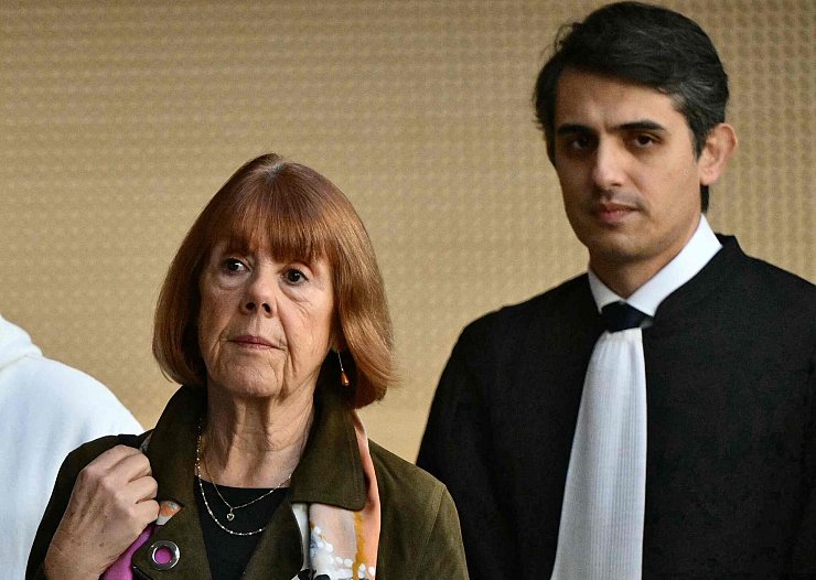 Gisèle Pelicot ist mit ihrem mutigen Auftreten in Frankreich zur Ikone geworden. (Archivbild) - © Christophe Simon/AFP/dpa