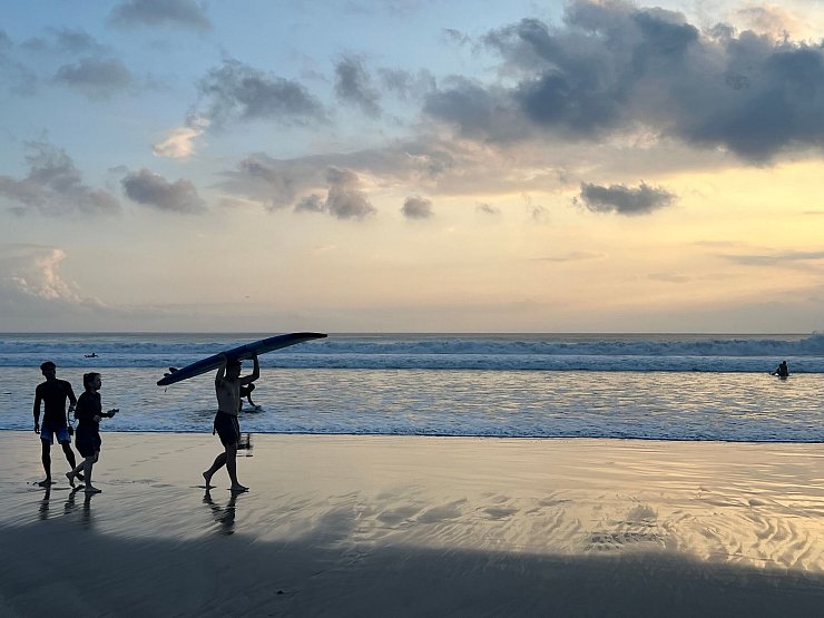 Bali ist bei Touristen aus aller Welt beliebt - geht aber extrem hart gegen Drogenkriminalität vor. (Archivbild) - © Carola Frentzen/dpa