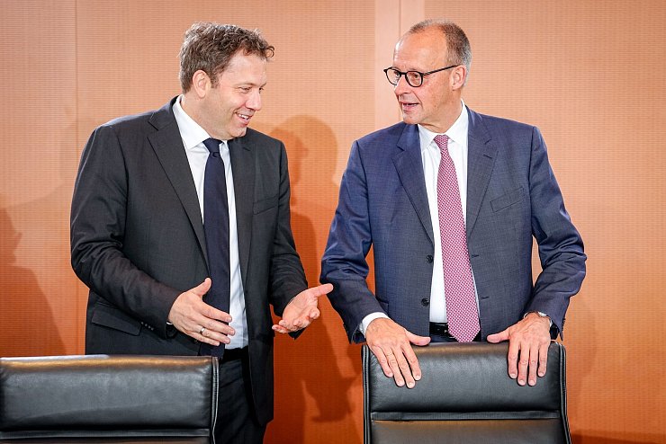 Die Koalition will das Wachstum ankurbeln. - © Kay Nietfeld/dpa