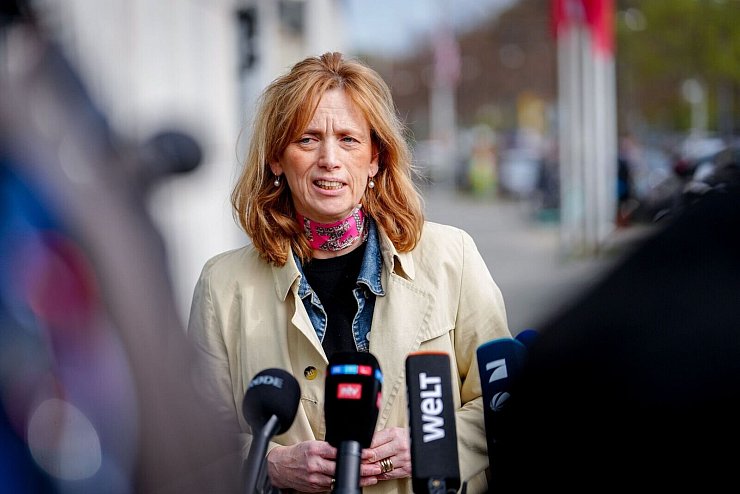 Auch Karin Prien ist schon länger im Gespräch. (Archivbild) - © Kay Nietfeld/dpa
