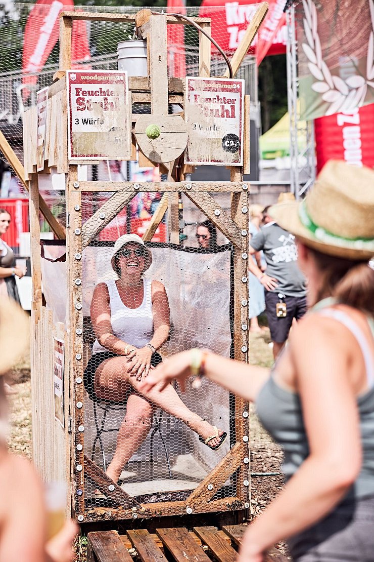 Auch an Geschicklichkeitsspielen kann man auf dem Festival «Woodstock der Blasmusik» teilnehmen. - © Klaus Mittermayr/Woodstock der Blasmusik/dpa-tmn