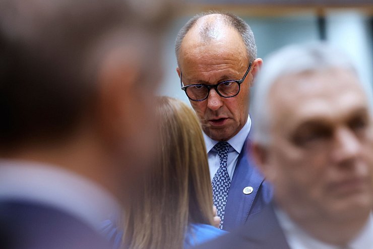 Bundeskanzler Friedrich Merz: «Europa steht vor entscheidenden Wochen und Monaten.» - © Geert Vanden Wijngaert/AP/dpa