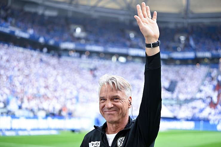 Erfolgstrainer in Elversberg: Horst Steffen. - © Bernd Thissen/dpa