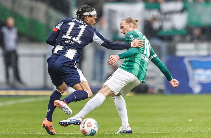 Hertha war in der agilen Partie zumeist spielbestimmend. - © Andreas Gora/dpa