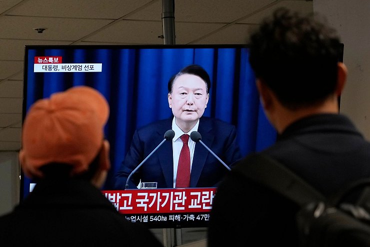 Das Verfassungsgericht hat am Freitag mit einer ersten Anhörung das Amtsenthebungsverfahren gegen Yoon begonnen. (Archivbild) - © Ahn Young-joon/AP/dpa