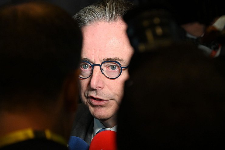 In Belgien gibt es Zweifel an Merz\\\' Ideen. - © Ansgar Haase/dpa