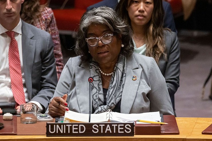 Die US-Botschafterin bei den Vereinten Nationen, Linda Thomas-Greenfield, spricht vor dem UN-Sicherheitsrat in New York. (Archivbild) - © Yuki Iwamura/AP/dpa