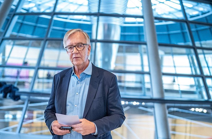 Dietmar Bartsch ist noch Fraktionsvorsitzender der Partei Die Linke im Bundestag. - © Michael Kappeler/dpa