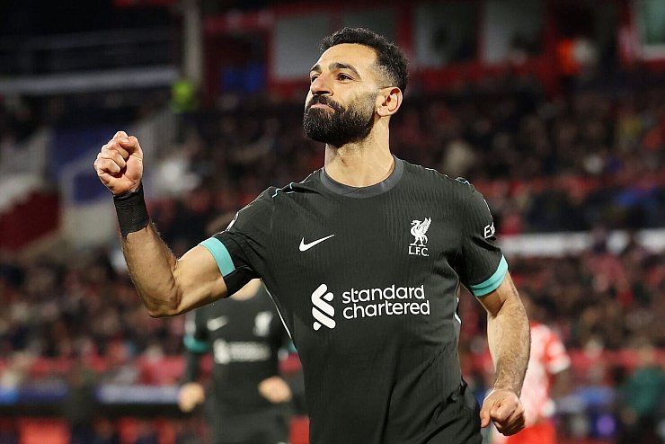 Mit dem Treffer von Mohamed Salah geht Liverpool gegen Girona in Führung. - © Liam Mcburney/PA Wire/dpa