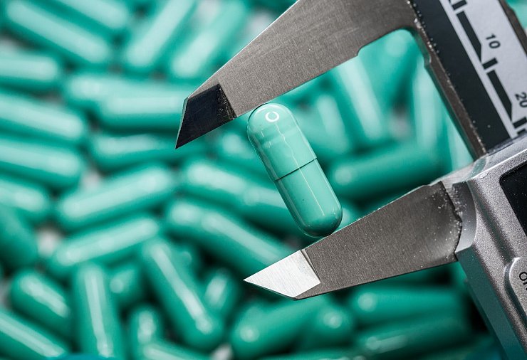 Die Pharmabranche fürchte US-Zölle auf Pharmazeutika (Archibild) - © Frank Rumpenhorst/dpa