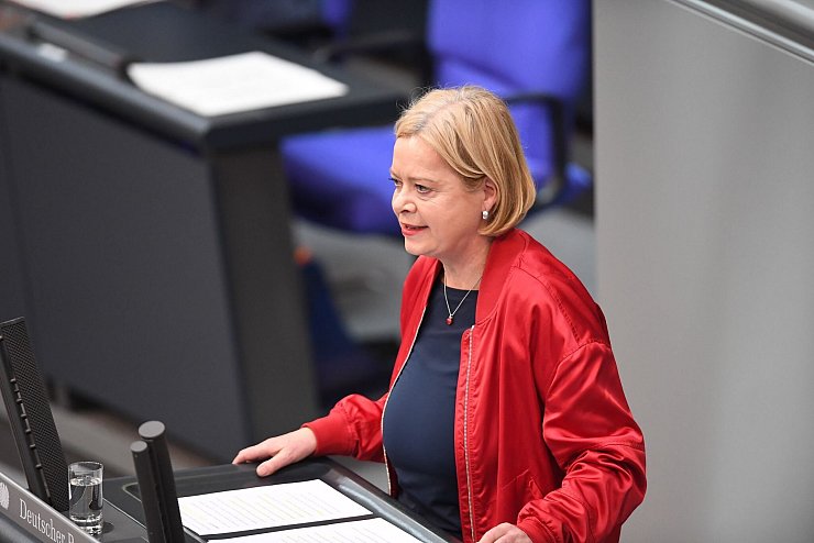 Gesine Lötzsch (Linke). (Archivbild) - © Kilian Genius/dpa