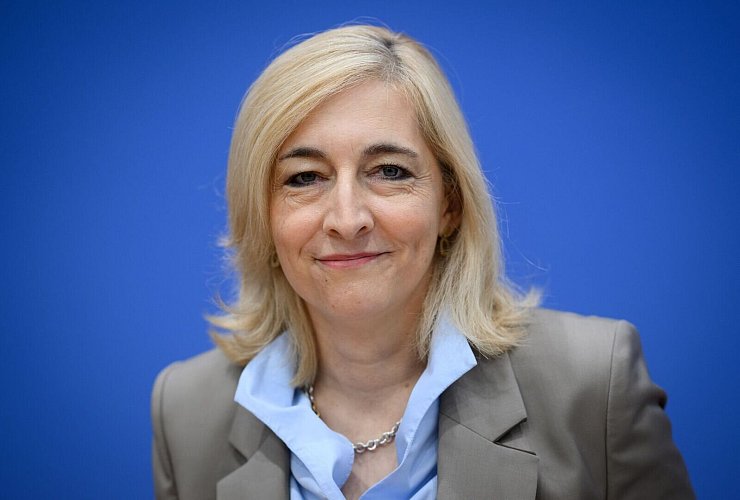 Ministerin will Angebot der Apotheken ausweiten. (Archivbild) - © Bernd von Jutrczenka/dpa
