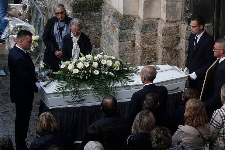 Der Mord an Lola sorgte in ganz Frankreich für Entsetzen. (Archivbild) - © Michel Spingler/AP/dpa
