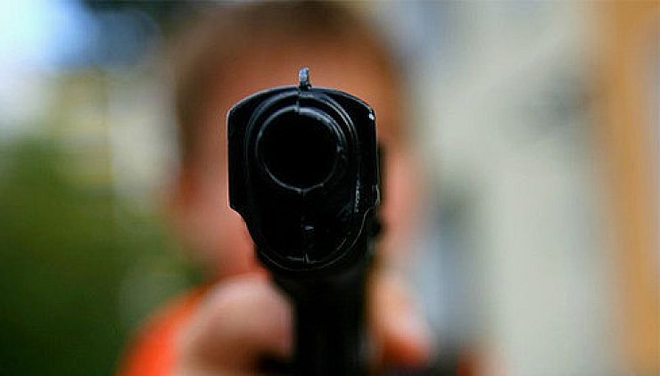14-Jähriger bedroht Polizisten mit Spielzeugwaffe - © Horn