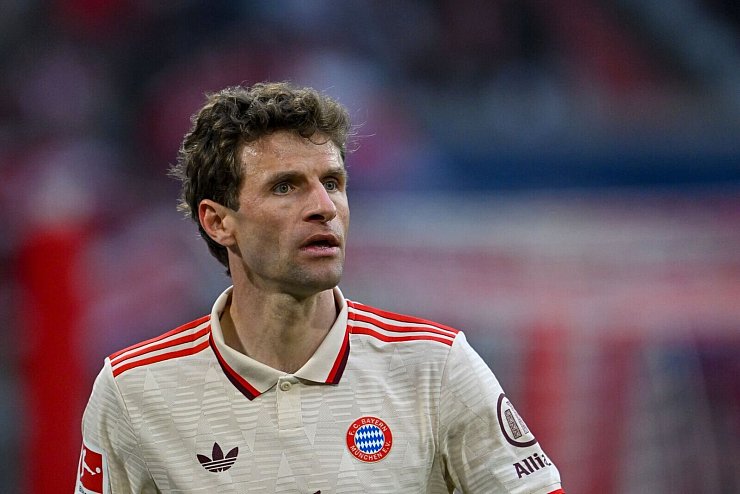 Die Zukunft von Thomas Müller ist spannend. - © Peter Kneffel/dpa