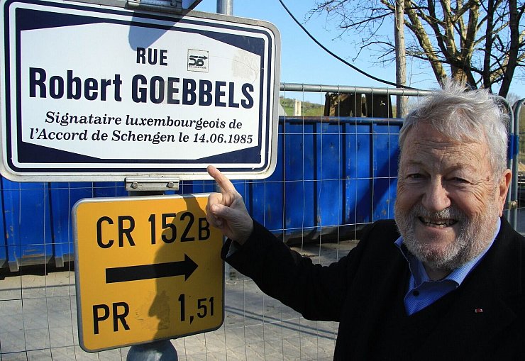 Geehrt mit eigener Straße in Schengen: Zeitzeuge Robert Goebbels. - © Bernd F. Meier/dpa-tmn