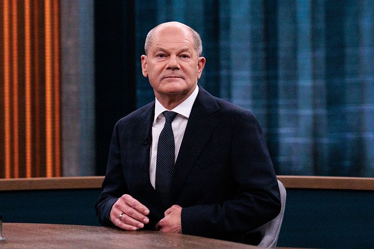 So schnell wie es die Union gern hätte, wird Kanzler Olaf Scholz die Vertrauensfrage nicht stellen. - © Carsten Koall/dpa