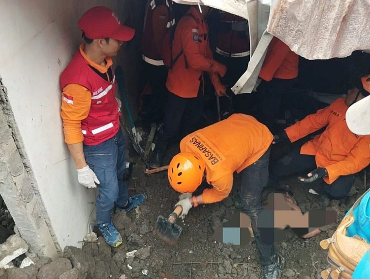 Die Behörden warnten vor weiteren Risiken und forderten die Menschen auf, sehr vorsichtig zu sein. - © Denpasar City Bpbd/dpa