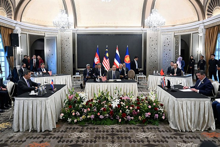 Das Treffen fand am Nachmittag in Malaysia statt. - © Mohd Rasfan/AFP Pool/AP/dpa