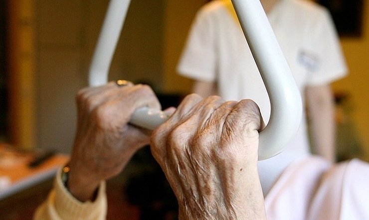 Der Verdächtige soll mehrere Taten begangen haben. - © FOTO: DPA