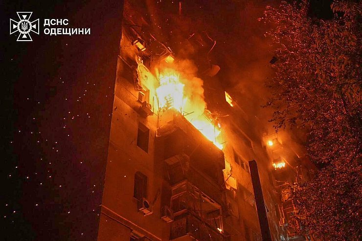 Vor weit mehr als drei Jahren begann die russische Invasion in die Ukraine. (Archivbild) - © Uncredited/Ukrainian Emergency Service/AP/dpa