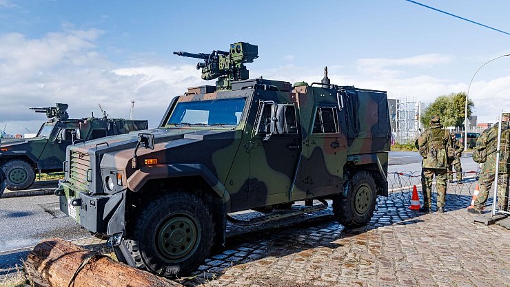 Braucht die Bundeswehr deutlich mehr Geld? - © Markus Scholz/dpa